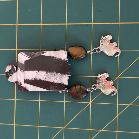 Elephant Earrings - Picture 2 of 4